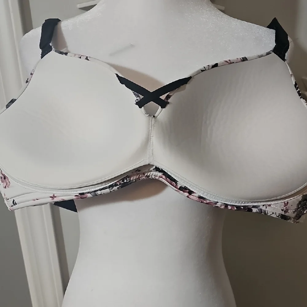 Torrid Pink and Black Floral Bra - Picture 10 of 10